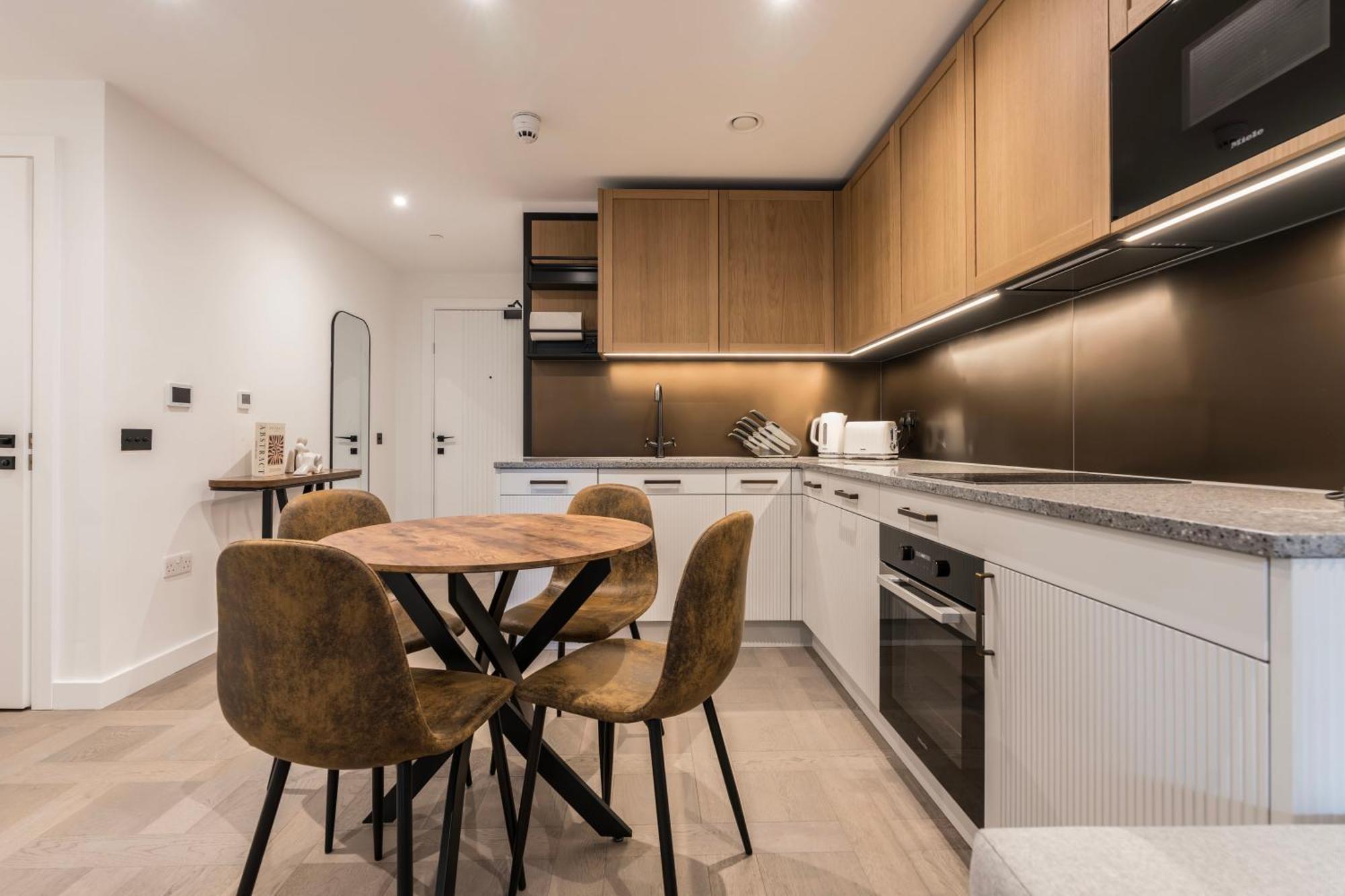 Luxury Flat Next Tower Bridge 2